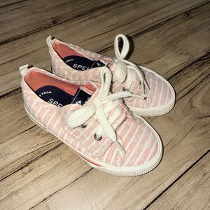 Sperry Lounge LLT Pink Stripe Memory Form Lace-up Sneakers